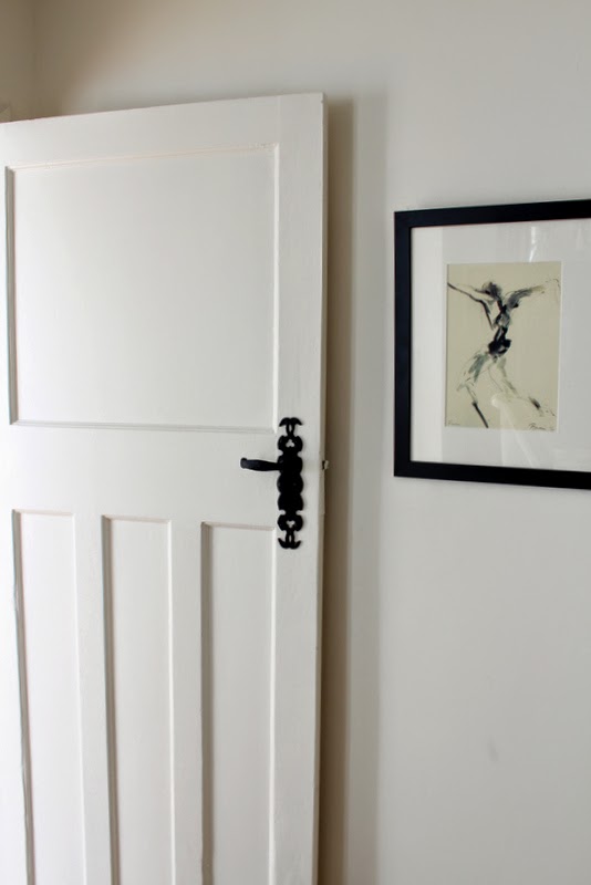 1930s UK house original door and door handle.