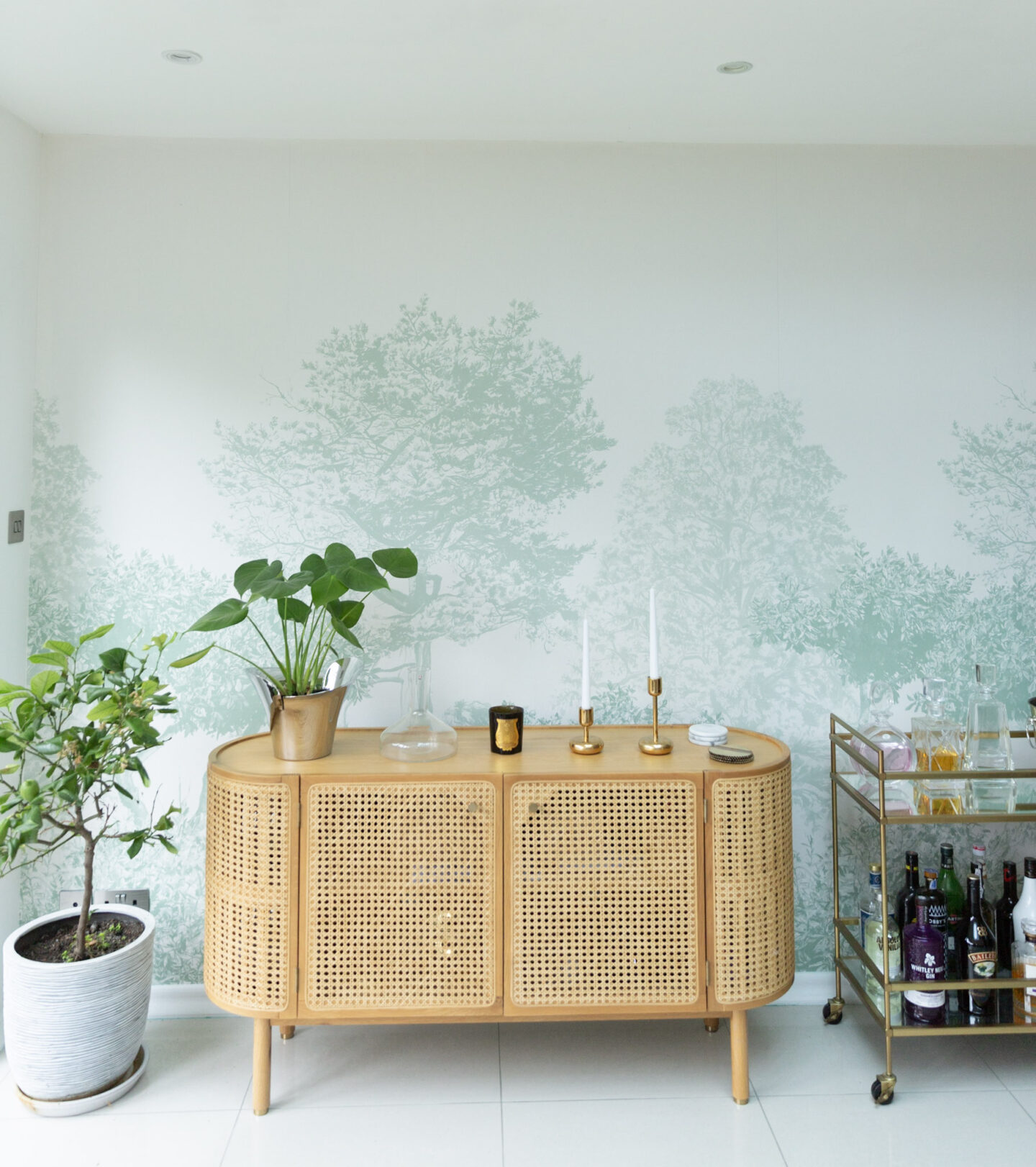 mix technology with natural materials to ensure cosy and inviting home design